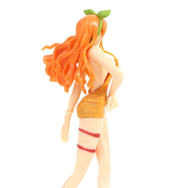 One Piece Nami Figure 17cm / 6.7 inch